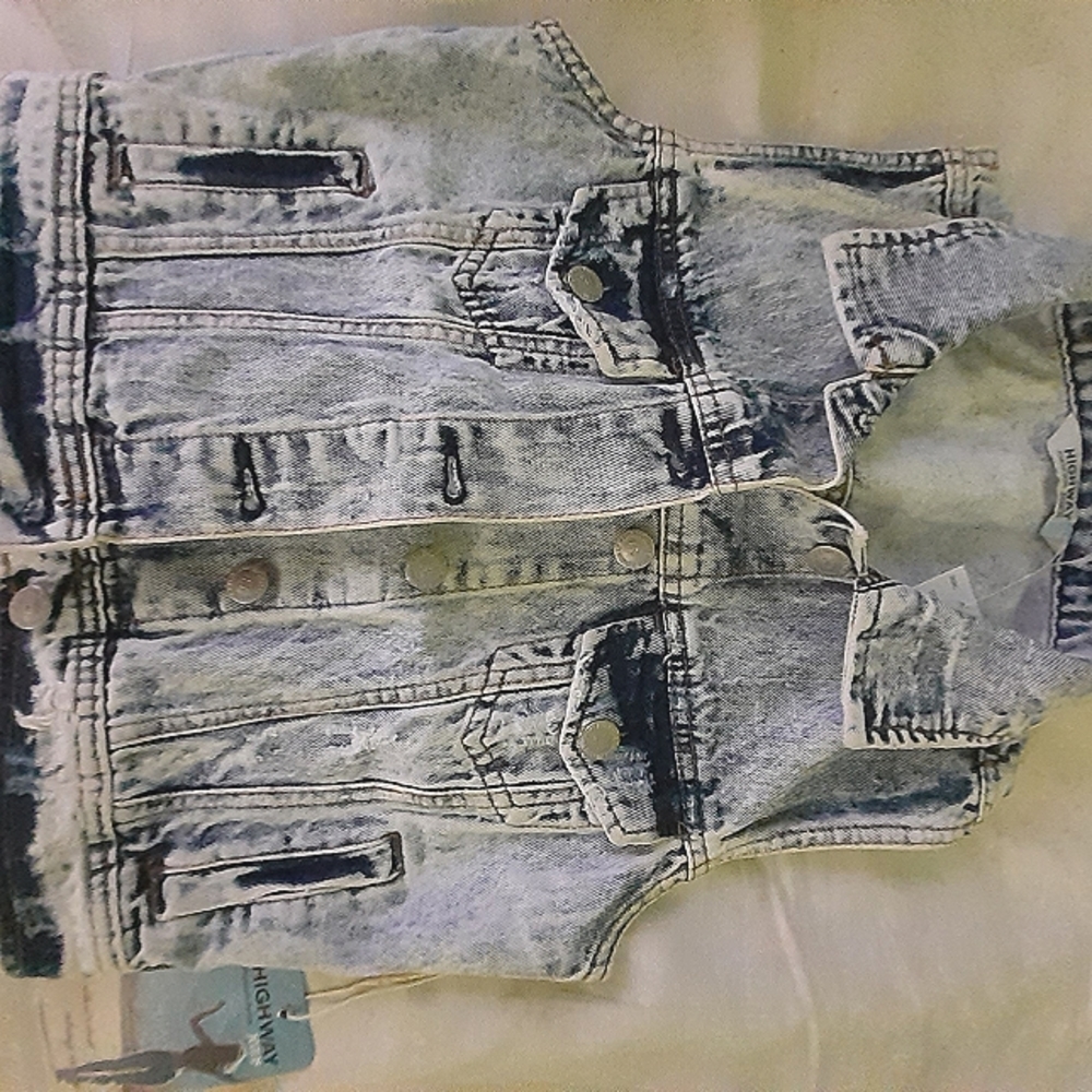 fitted Denim vest